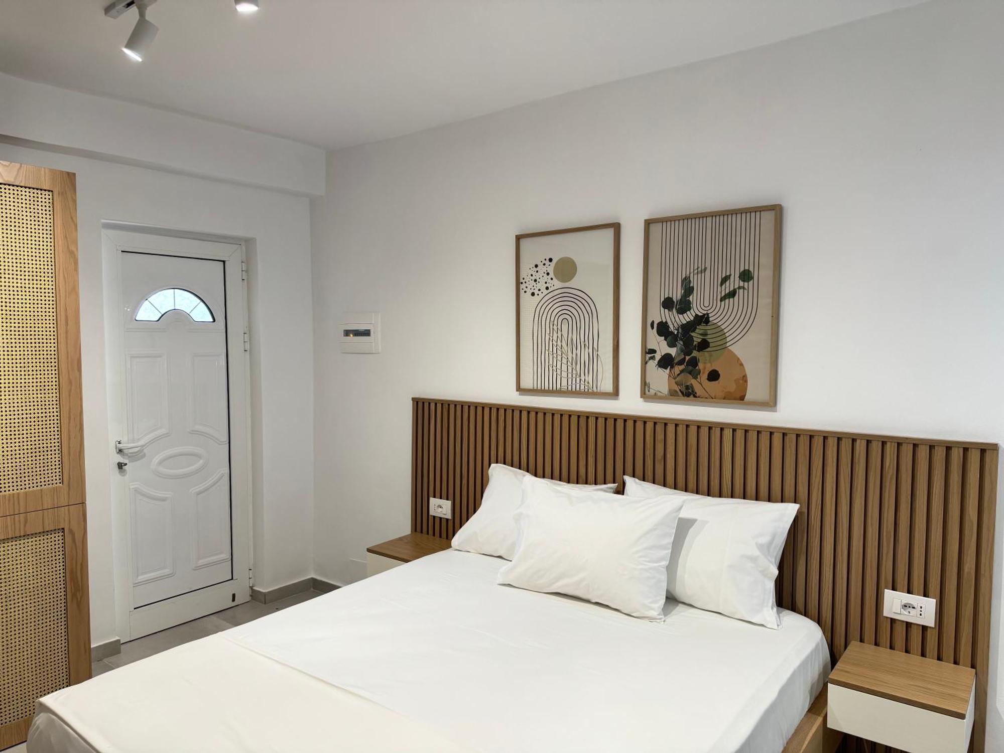 Potami Seashell Hotel Himare Exterior photo